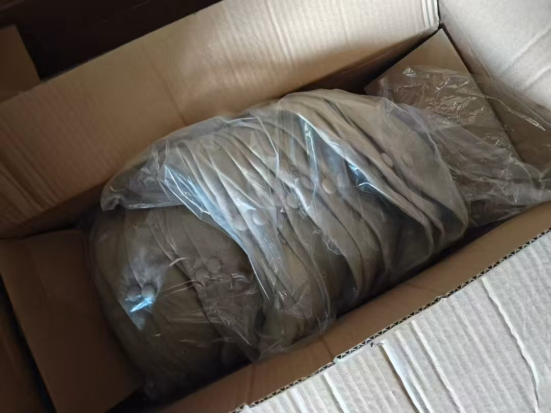 Heavy-duty factory sealed export master cartons stacked in warehouse showing clear side-mark print with 150pcs volume capacity